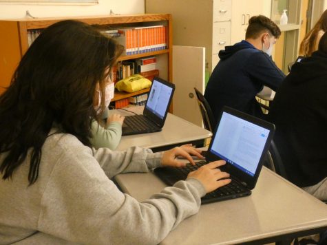 Madison Calise-Drennen working on an assignment in US History. For many students, the pressure to achieve causes a great deal of stress and anxiety.